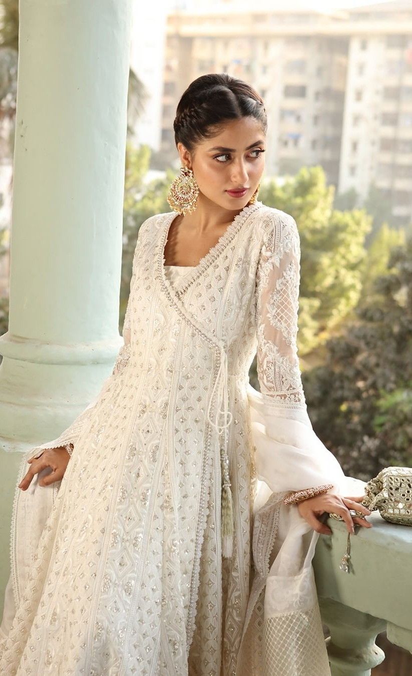 Lucknowi Chikankari Angrakha